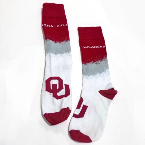 OU Sooners Crimson Tie Dye Tee Shirt 2 pairs of socks and Headband Size Medium - Picture 8 of 13